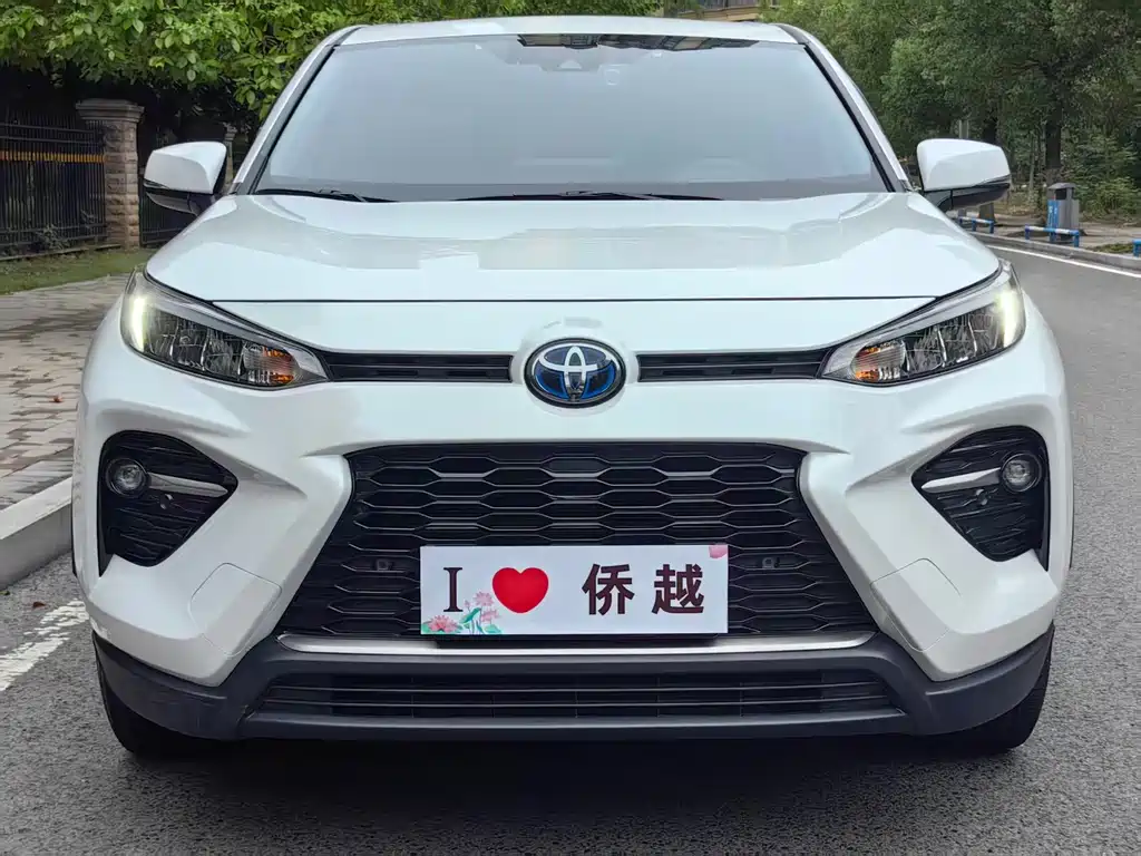 Toyota Wildlander — фото 2