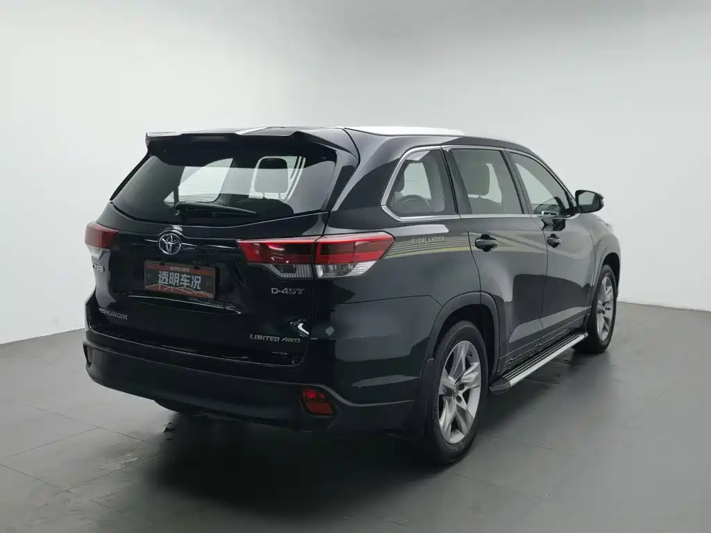 Toyota Highlander — фото 2