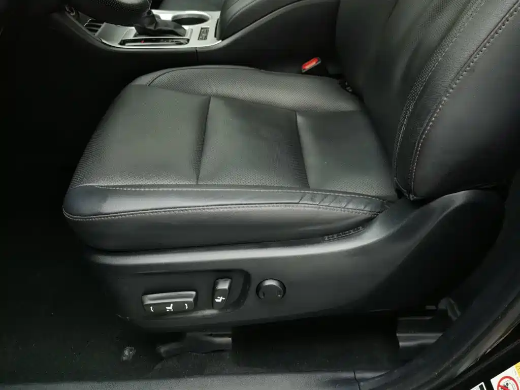 Toyota Highlander — фото 20