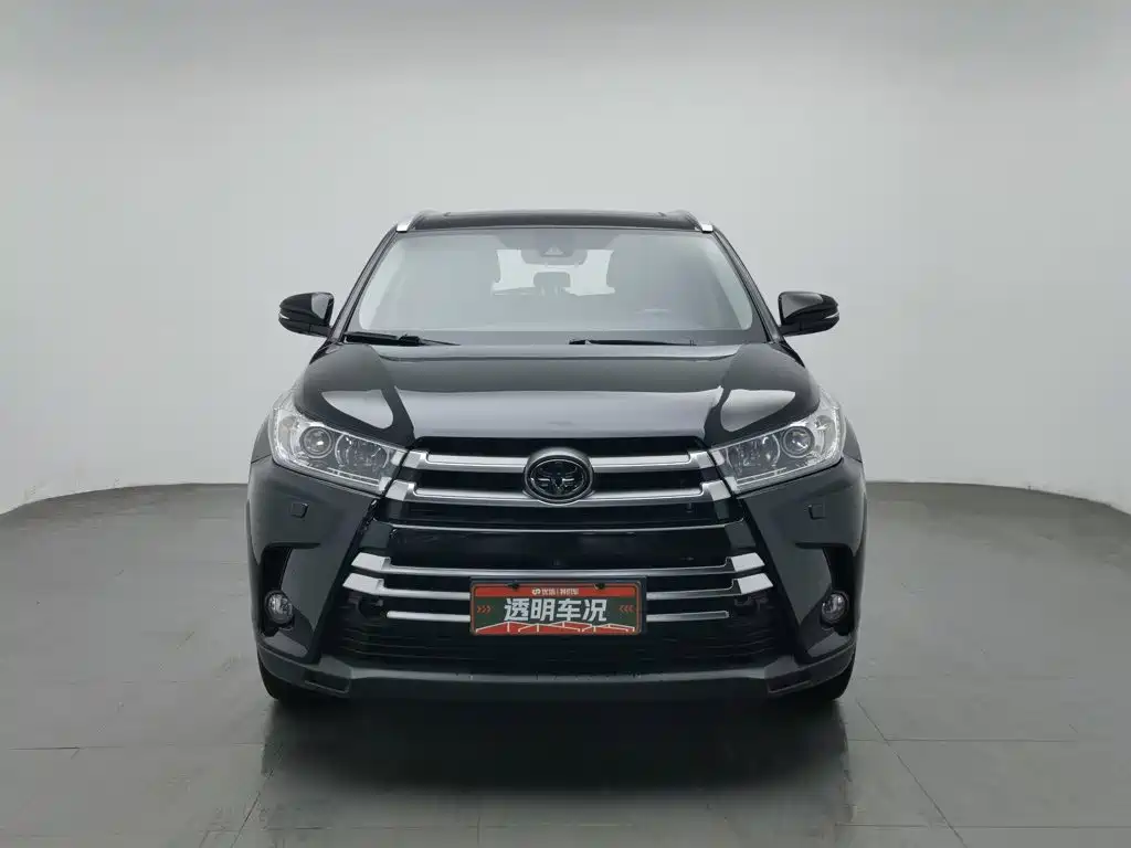 Toyota Highlander — фото 3