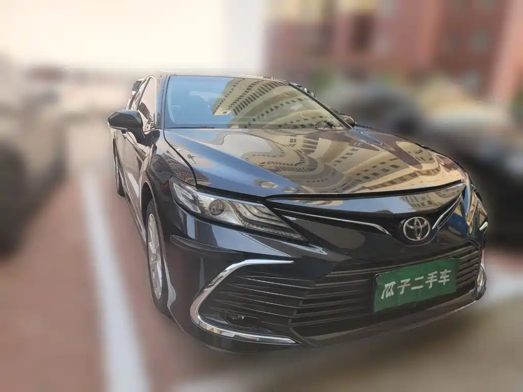 Toyota Camry — фото 23