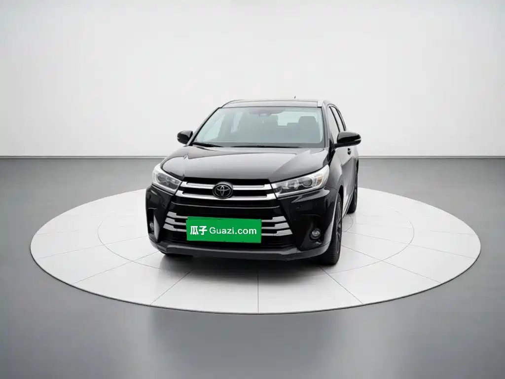 Toyota Highlander — фото 23