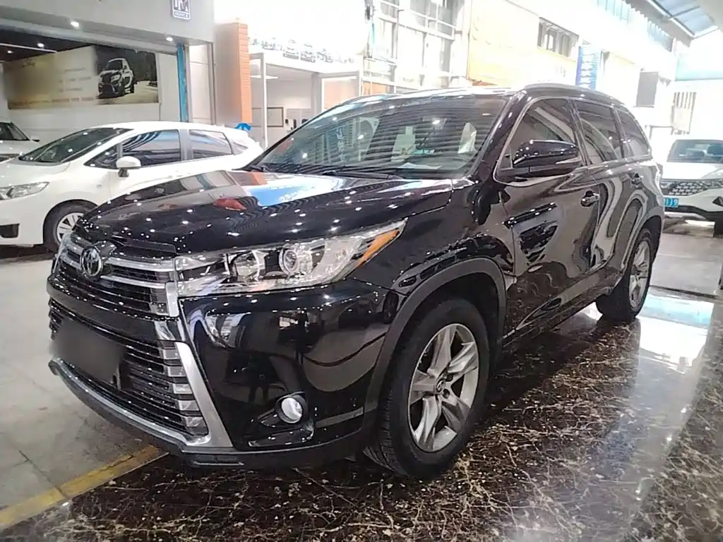 Toyota Highlander — фото 2
