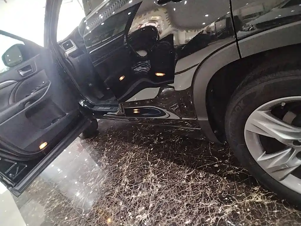 Toyota Highlander — фото 22