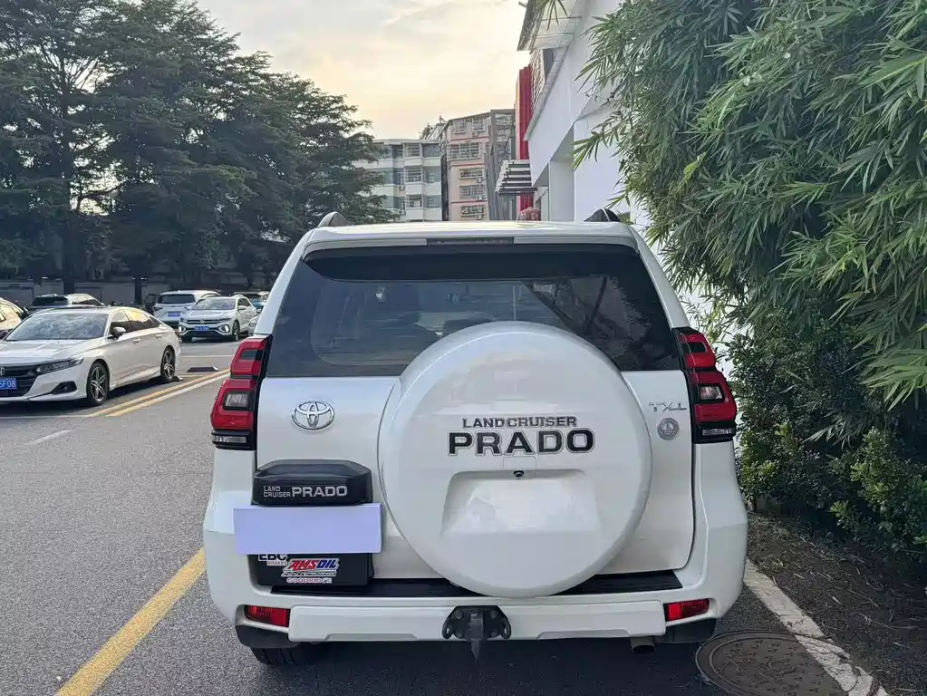 Toyota Prado (Import) — фото 5