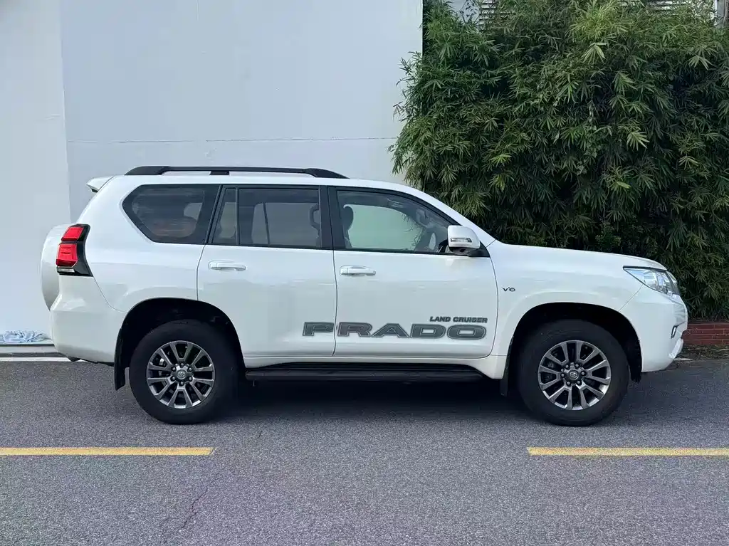 Toyota Prado (Import) — фото 7