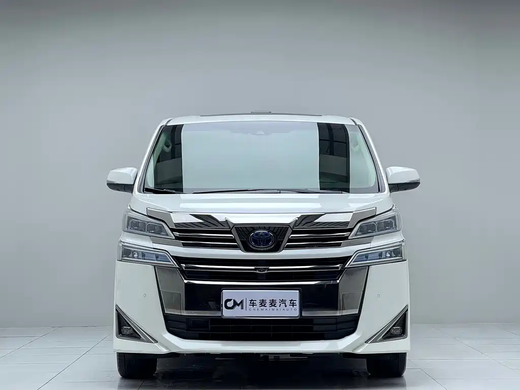 Toyota Vellfire — фото 2