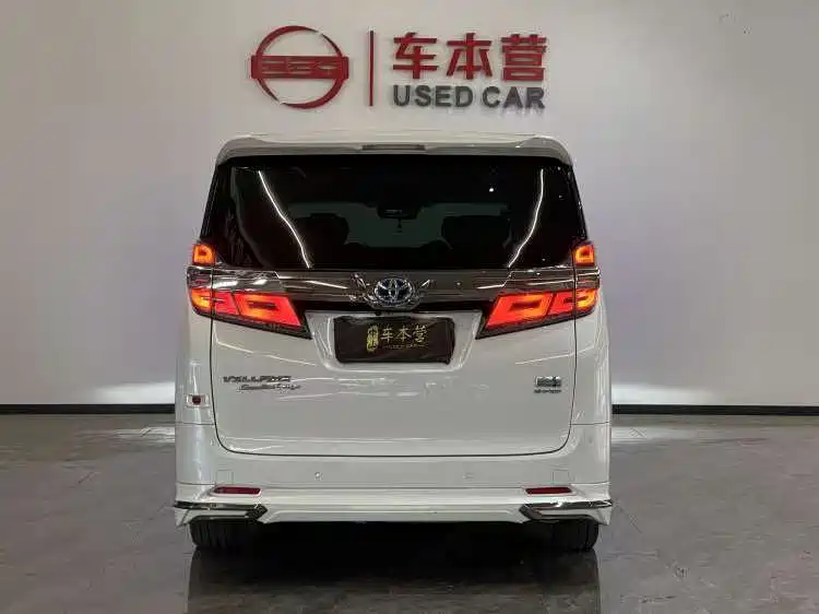 Toyota Vellfire — фото 5