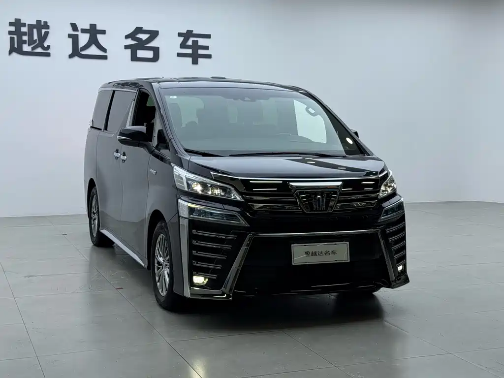 Toyota Vellfire — фото 5