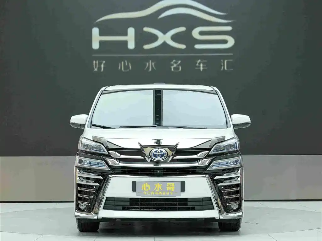Toyota Vellfire — фото 2