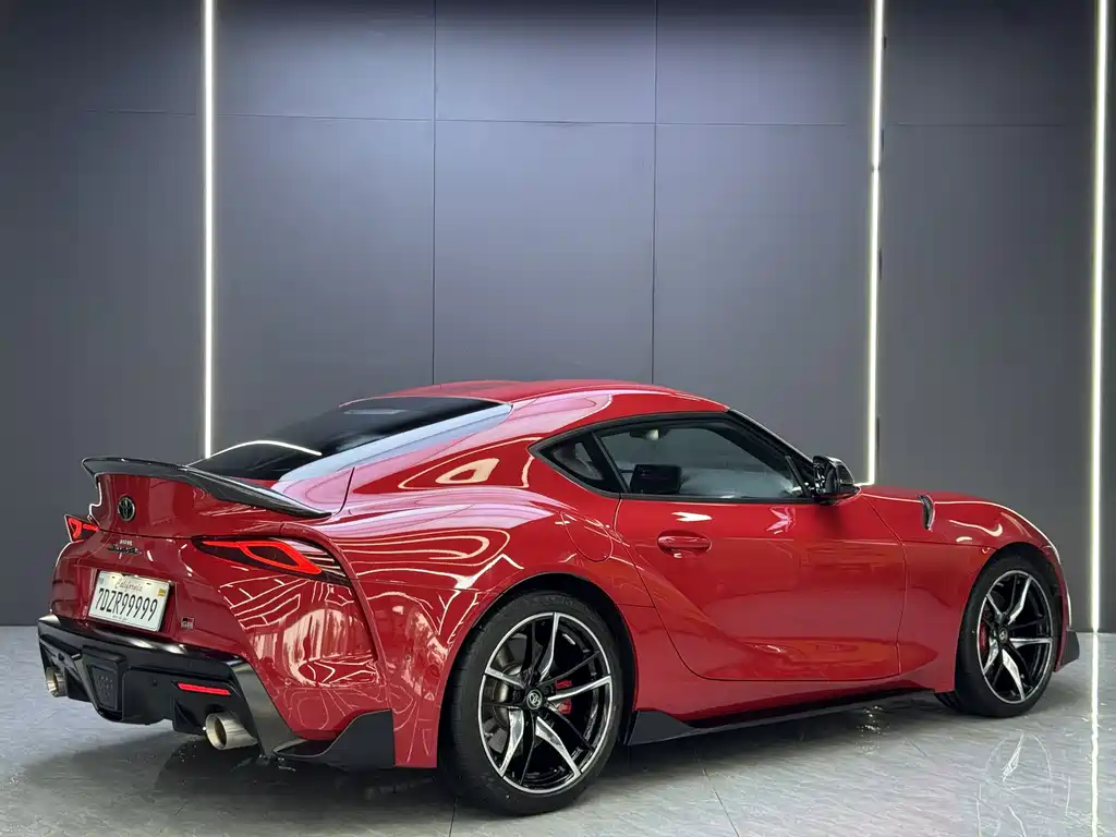 Toyota Supra — фото 7