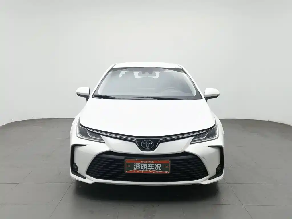 Toyota Corolla — фото 3