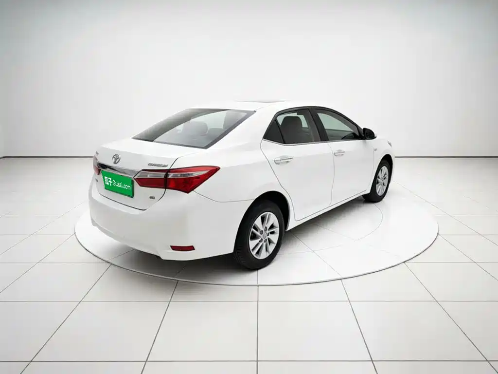 Toyota Corolla — фото 4