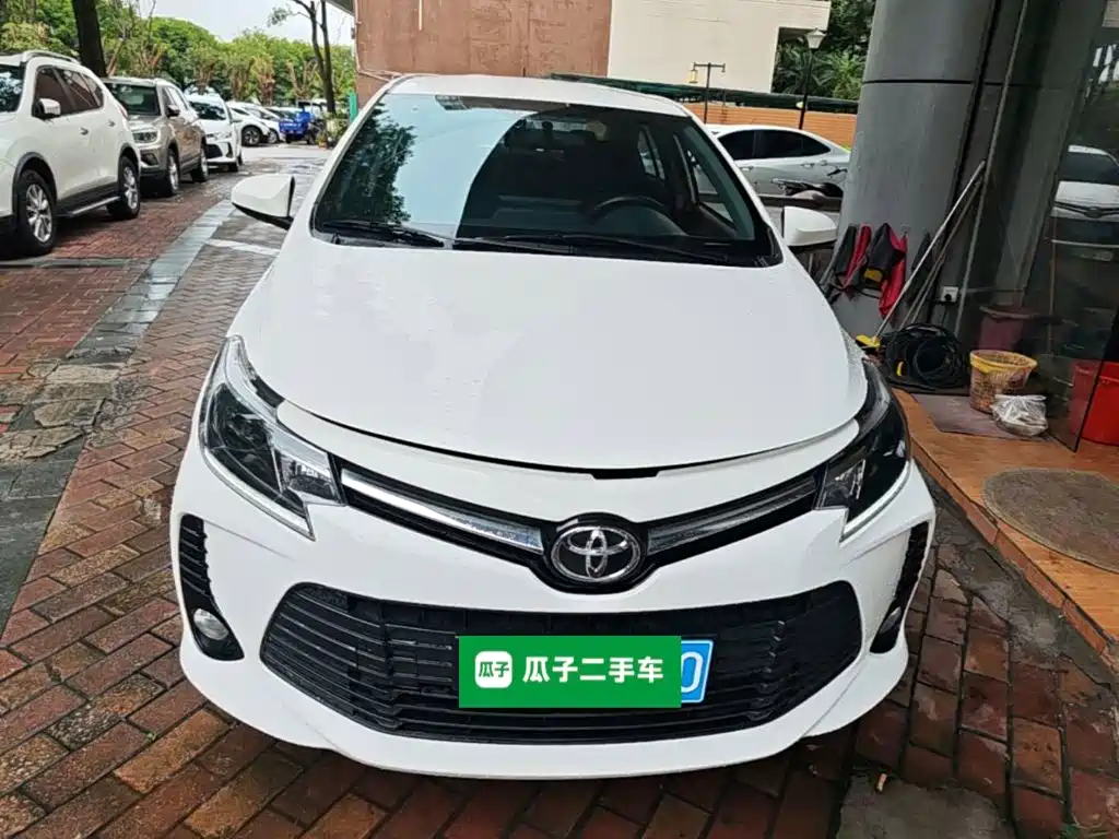 Toyota Vios — фото 3