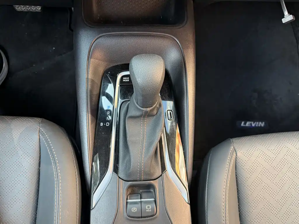 Toyota Levin — фото 15