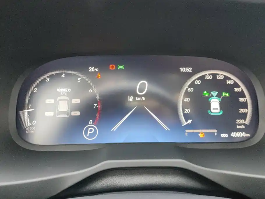 Toyota RAV4 — фото 14