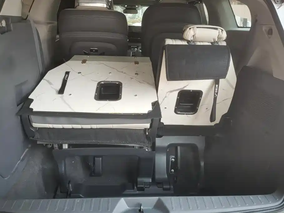 Toyota Granvia — фото 4