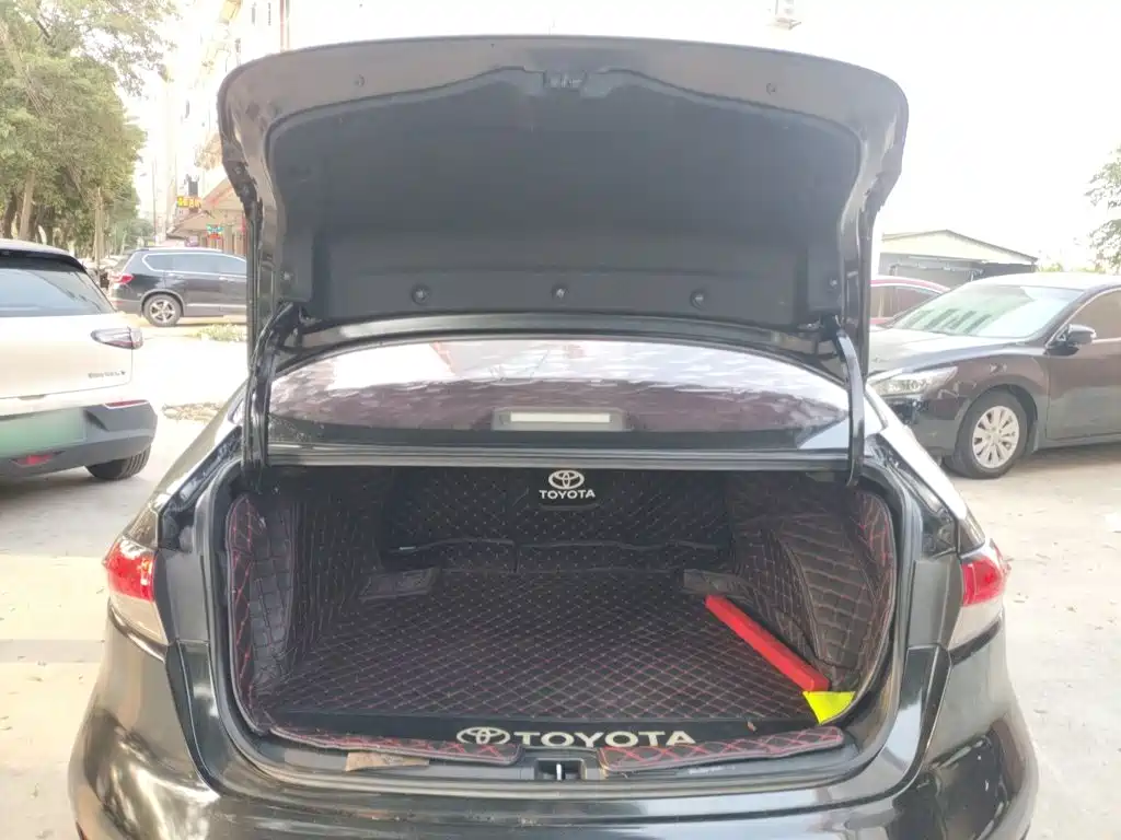Toyota Levin — фото 15