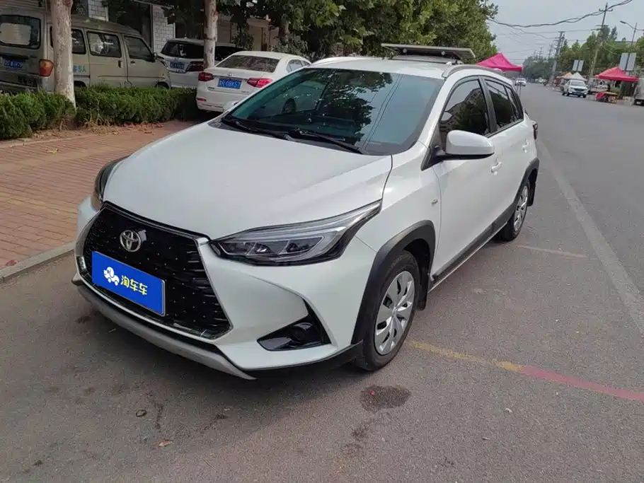 Toyota Yaris L