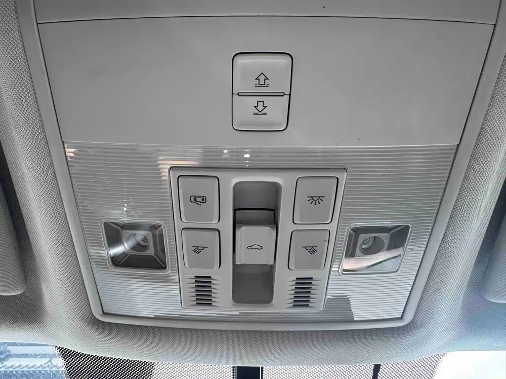 Volkswagen Tharu — фото 14