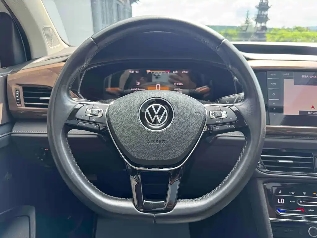 Volkswagen Tharu — фото 15