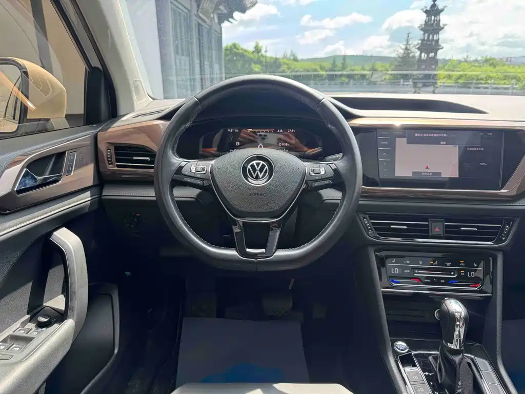 Volkswagen Tharu — фото 16