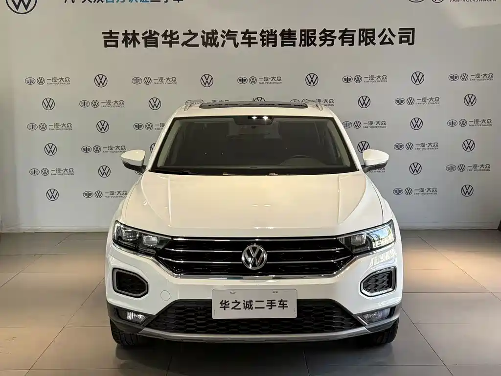 Volkswagen T-Roc — фото 2
