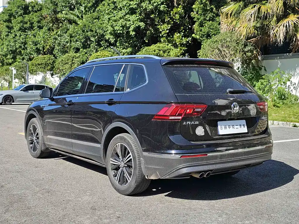 Volkswagen Tiguan L — фото 4