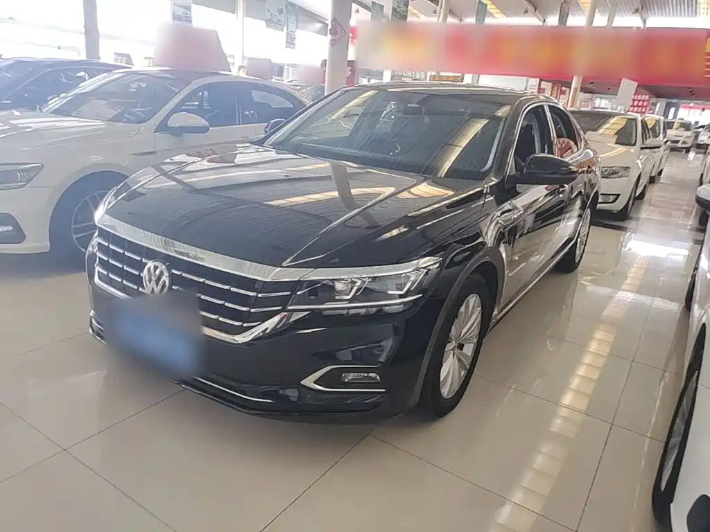 Volkswagen Passat — фото 2