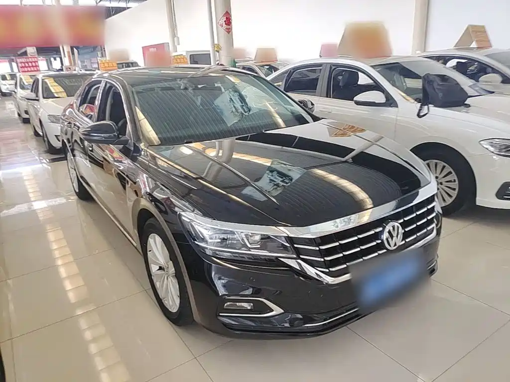 Volkswagen Passat — фото 4