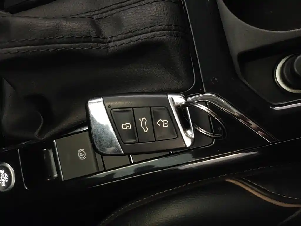 Volkswagen Passat — фото 9