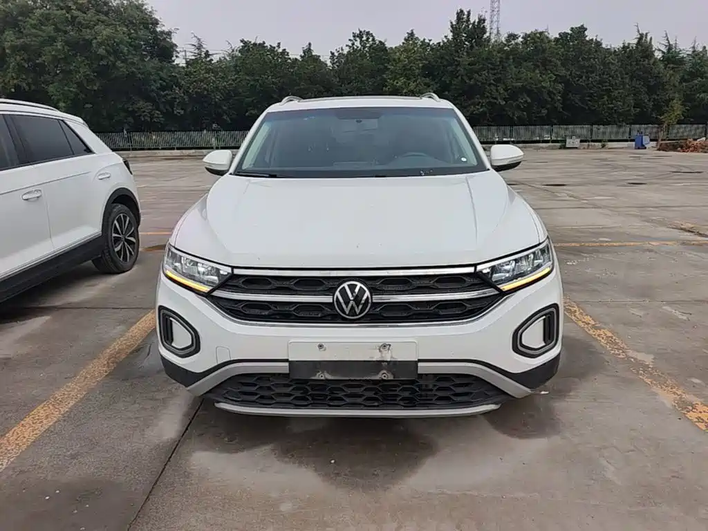 Volkswagen T-Roc — фото 3