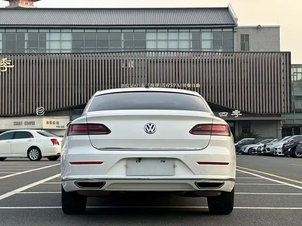 Volkswagen CC — фото 15
