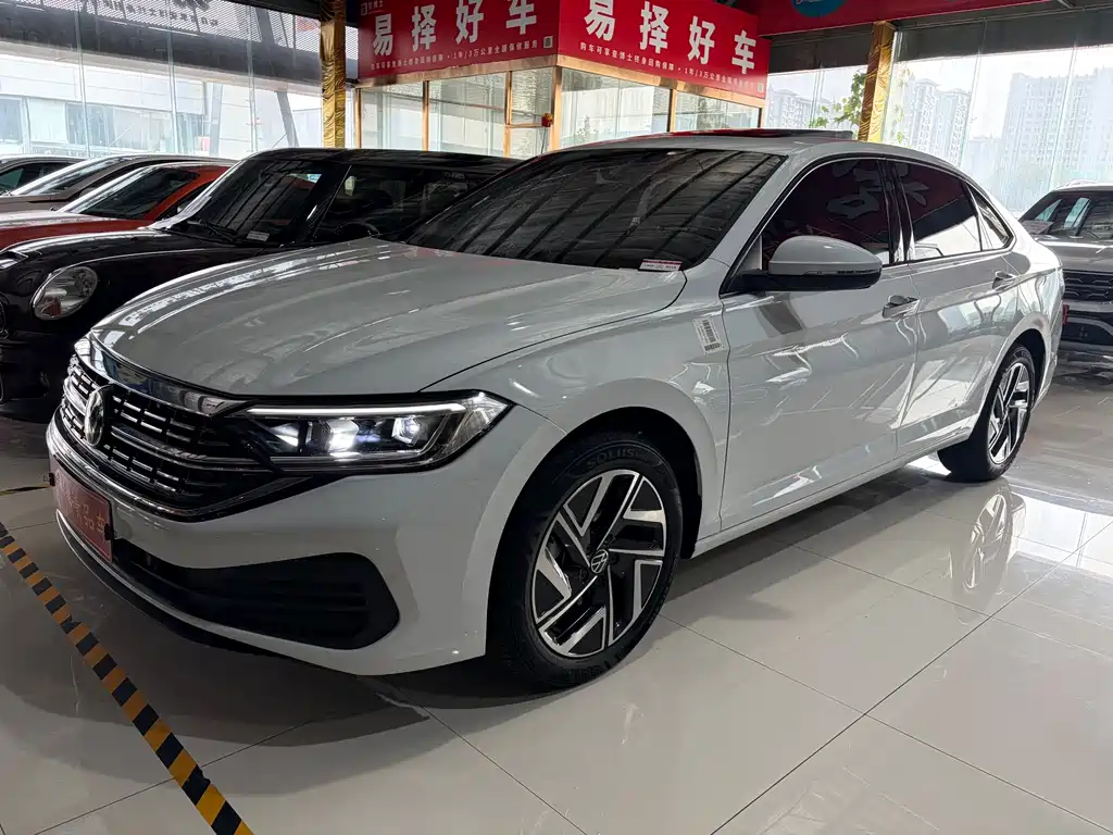 Volkswagen Sagitar