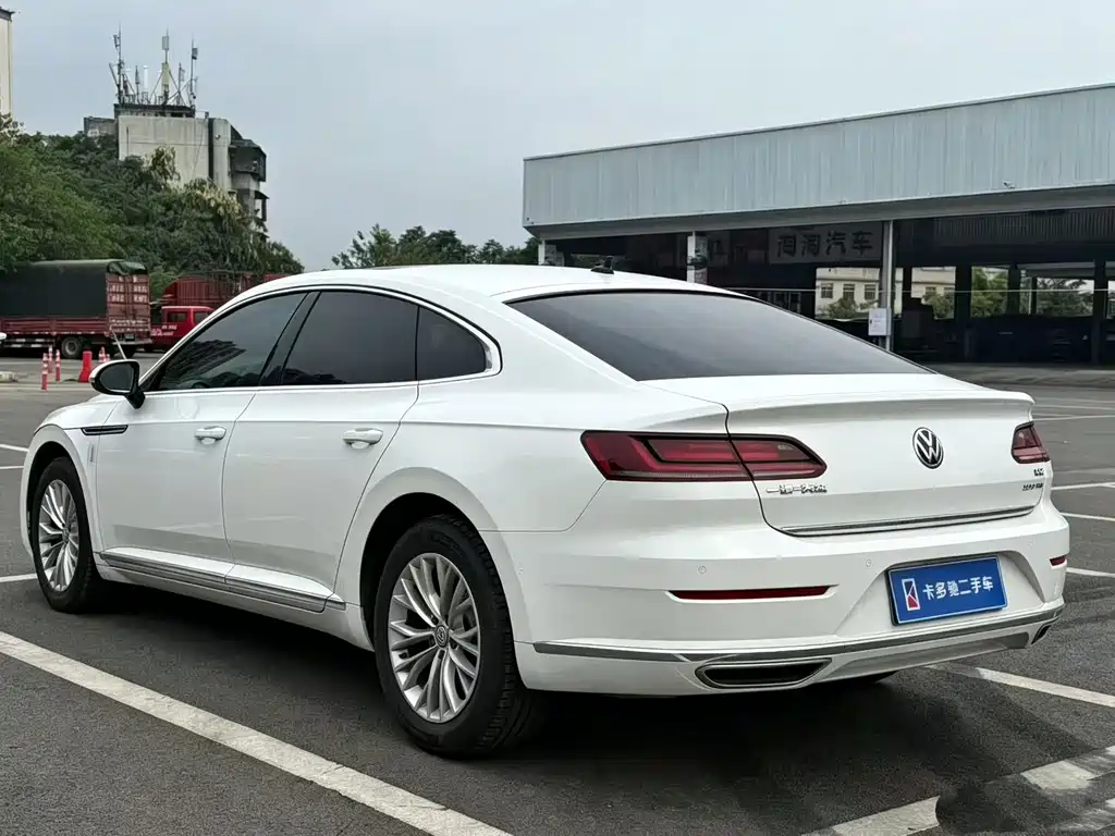 Volkswagen CC — фото 7