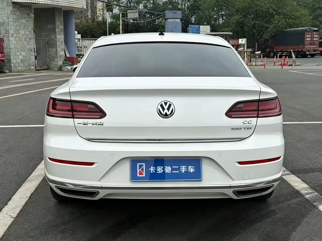 Volkswagen CC — фото 8