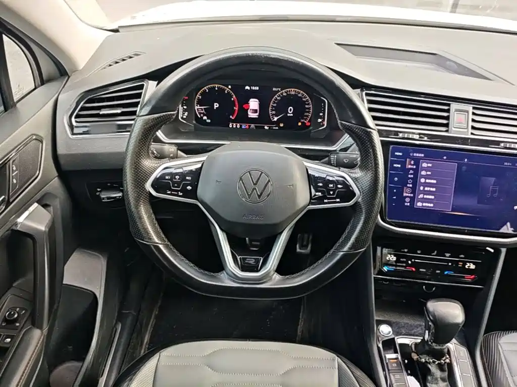 Volkswagen Tiguan X — фото 11