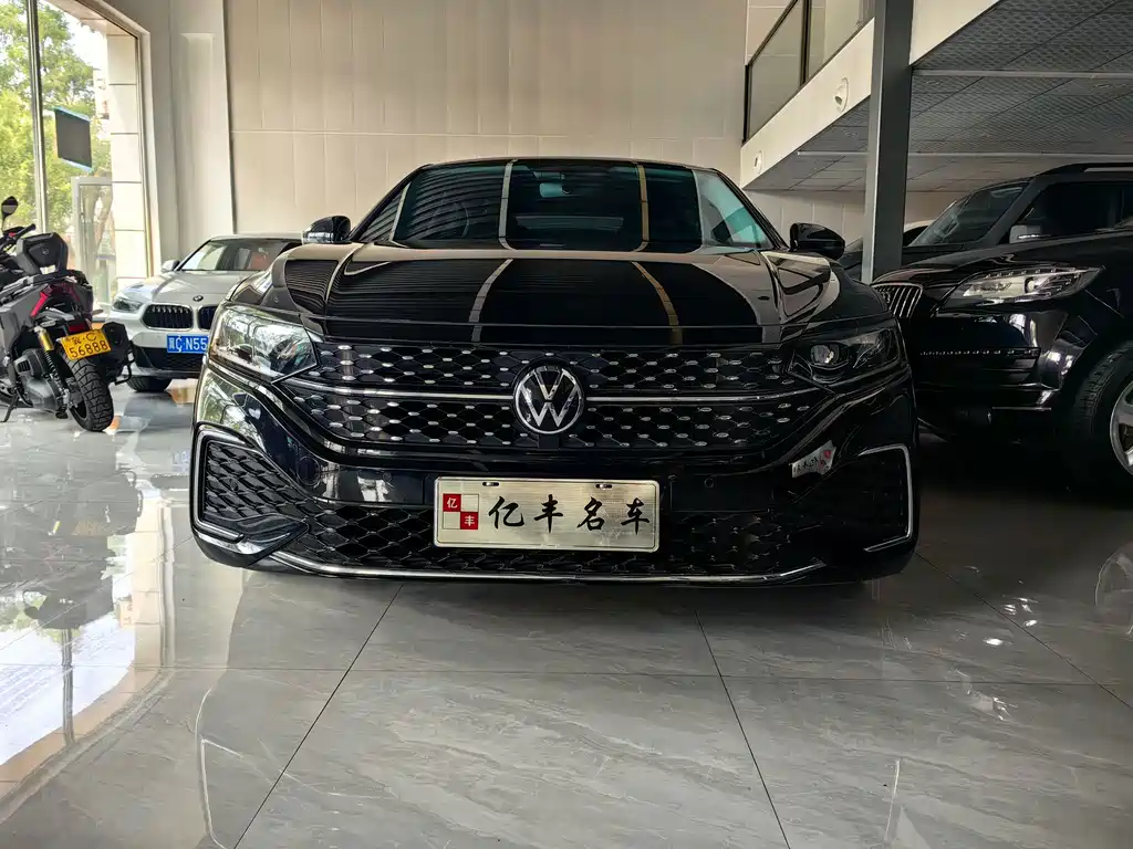 Volkswagen Passat — фото 2