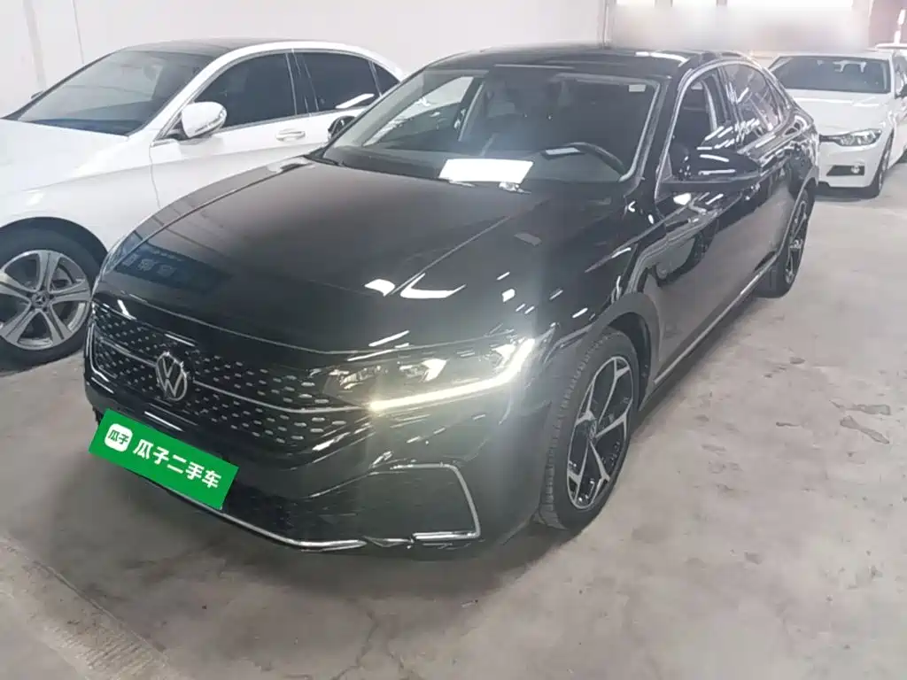 Volkswagen Passat — фото 2