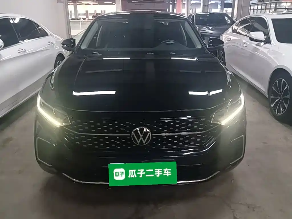 Volkswagen Passat — фото 3