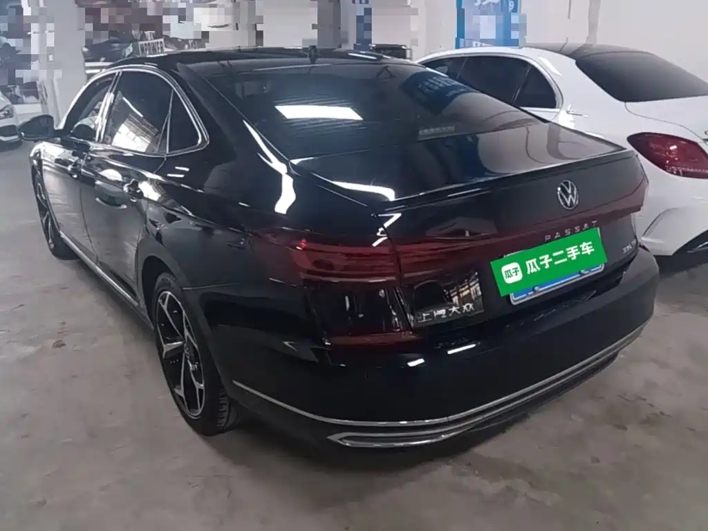 Volkswagen Passat — фото 5