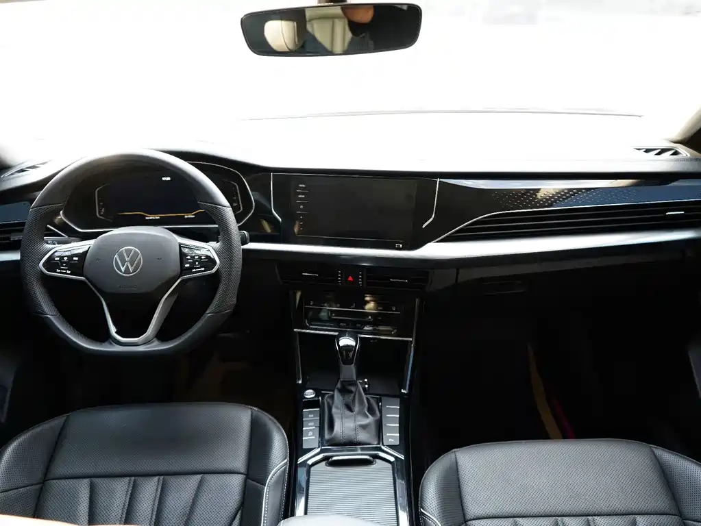 Volkswagen Passat — фото 5