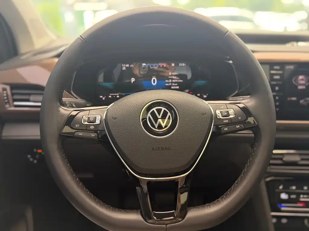 Volkswagen Tharu — фото 8
