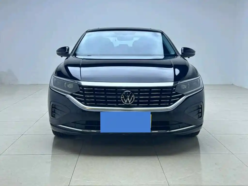 Volkswagen Passat — фото 2