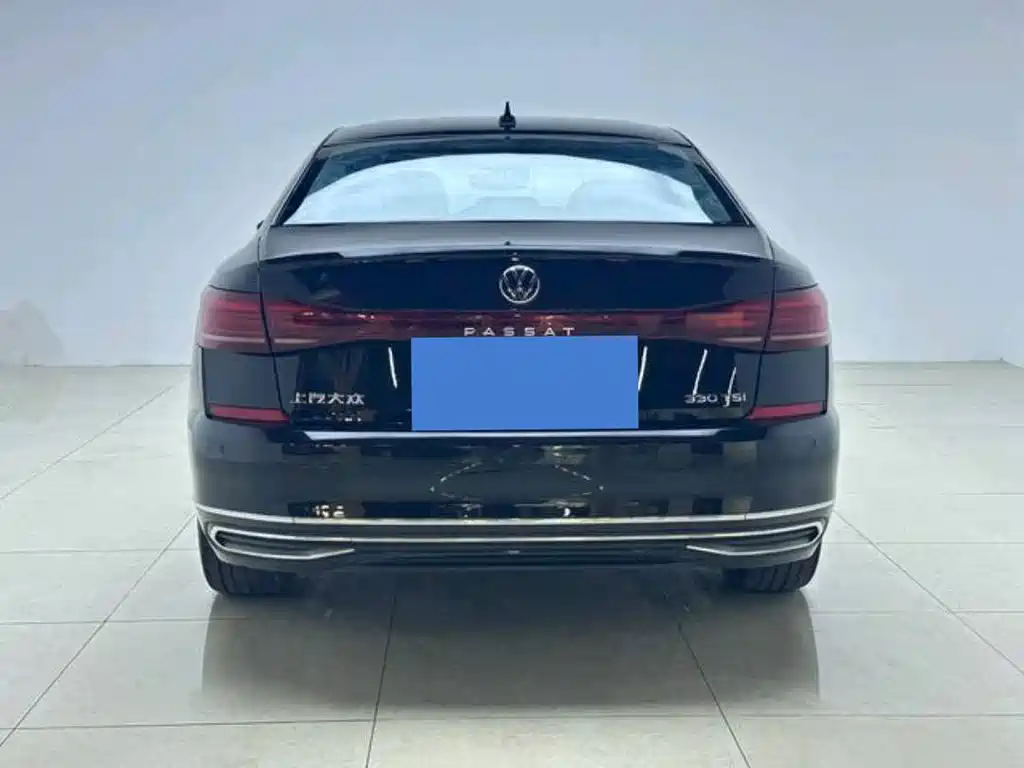 Volkswagen Passat — фото 5