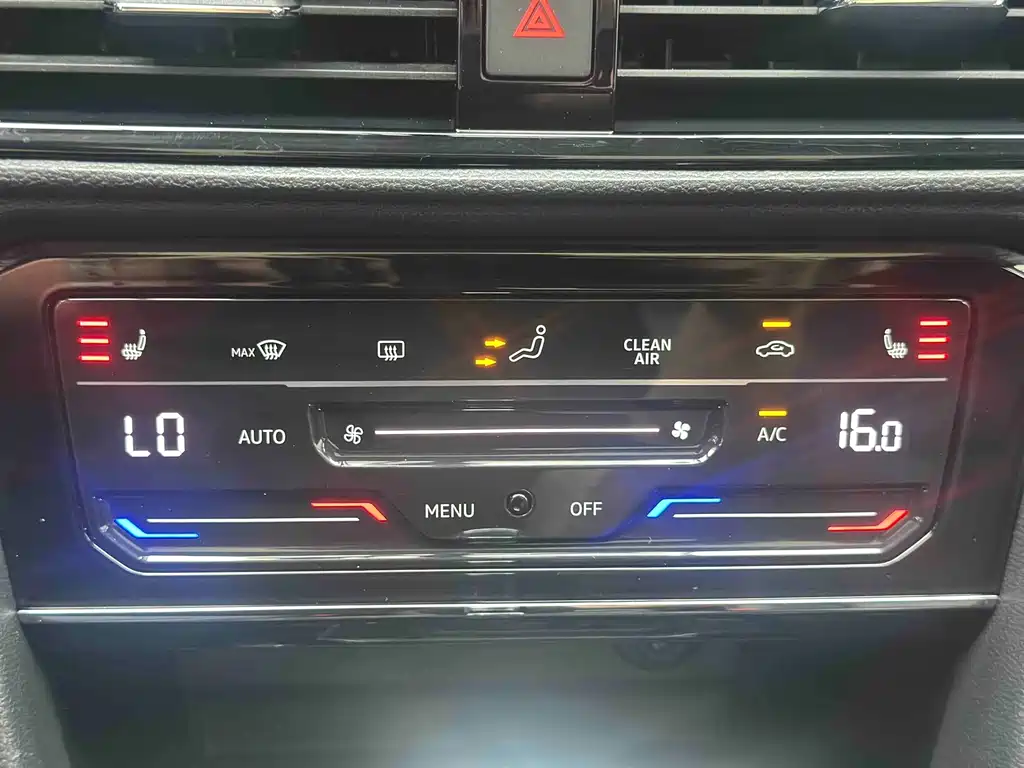 Volkswagen Tharu — фото 11