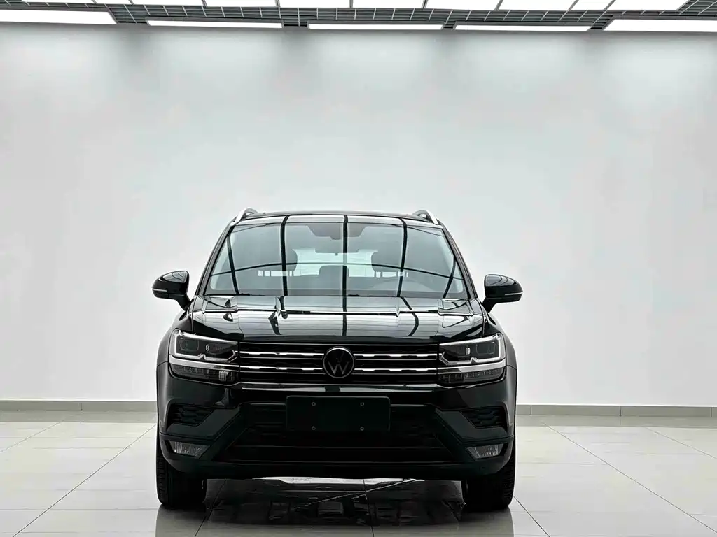 Volkswagen Tharu — фото 3