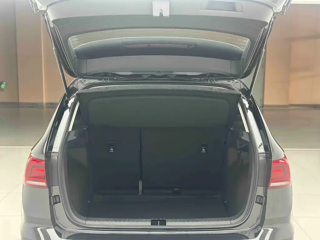 Volkswagen Tharu — фото 9