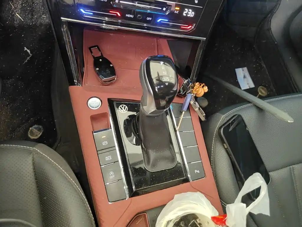 Volkswagen Passat — фото 14