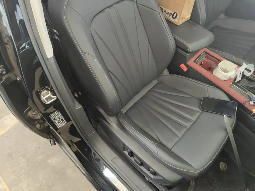 Volkswagen Passat — фото 25